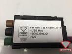vw golf 7 r facelift 2018 usb hub 5g0035953d, Auto-onderdelen, Ophalen of Verzenden, Gebruikt, Volkswagen