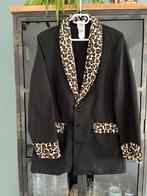 Foute carnaval Pooier Colbert met Luipaardprint - maat S, Carnaval, Ophalen of Verzenden, Zo goed als nieuw, Kleding