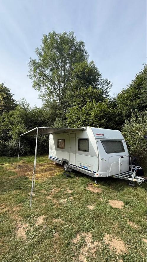 Dethleff New Line 490 TK Caravan -met stapelbed (5 personen), Caravans en Kamperen, Caravans, Particulier, tot en met 5, 1000 - 1250 kg