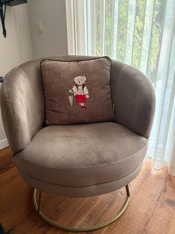 Zandkleurige Fauteuil - Stijlvol en Comfortabel beschikbaar voor biedingen