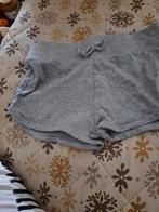 Te koop zeer leuk meisje kort broekje maat 110-116, Ophalen, Zo goed als nieuw, Meisje, Broek