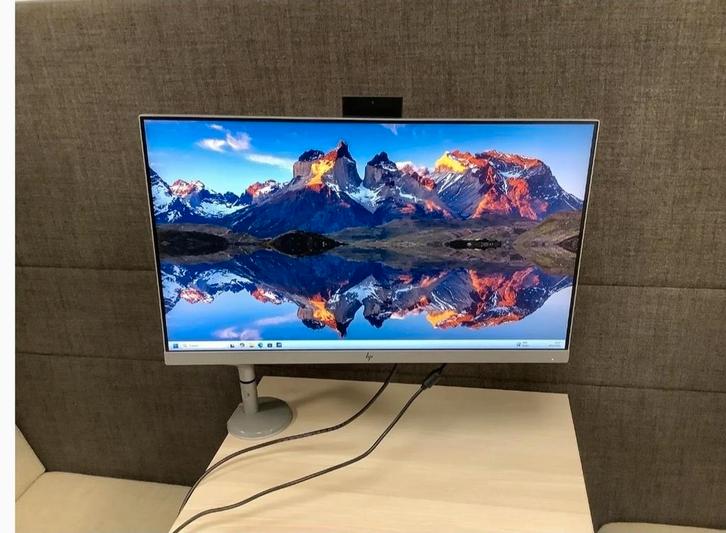 HP E243D 24 inch HDMI + Humanscale monitorarm ( 15 beschikba, Computers en Software, Monitoren, Zo goed als nieuw, HDMI, VGA, Full HD