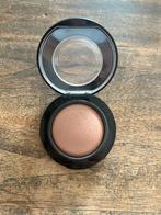 MAC blush humour me, Ophalen of Verzenden, Zo goed als nieuw, Roze, Wangen