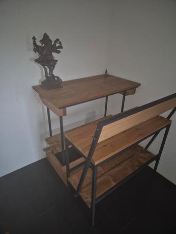 Meubels , Sidetable , Salontafel, Bureau en wandkastrn beschikbaar voor biedingen