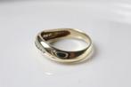 14 Karaat Golvende Gouden Ring, 18 tot 19, Ophalen of Verzenden, Zo goed als nieuw, Dame
