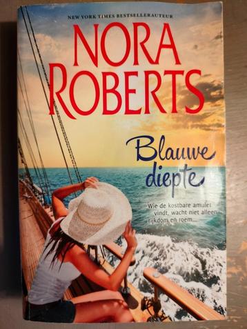 Nora Roberts, diverse romans en thrillers beschikbaar voor biedingen