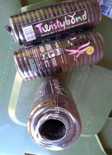 Twistybond knutsel schuimkoord 3x  doorsnede 10mm zwart  beschikbaar voor biedingen