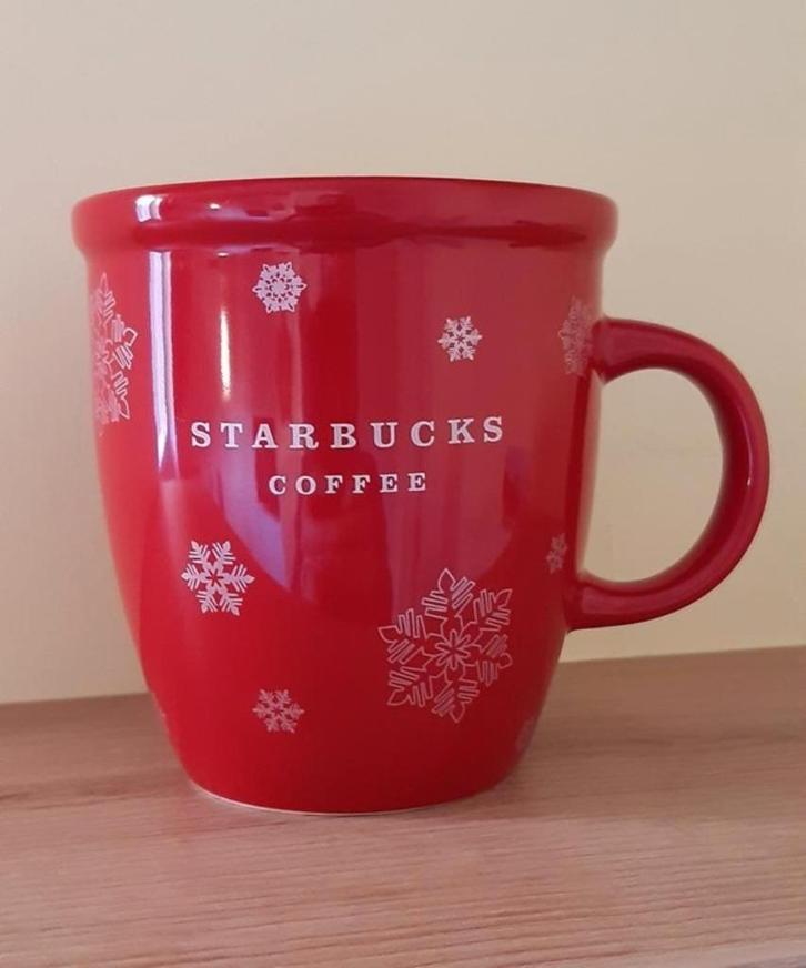 Starbucks Kerst Mok Rood, Huis en Inrichting, Keuken | Servies, Zo goed als nieuw, Kop(pen) en/of Schotel(s), Overige stijlen