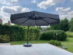 Professionele Zweefparasol inclusief: voet, Beschermings-zom, Ophalen, 3 tot 4 meter, Kantelbaar, Zweefparasol