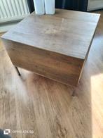 Montel bijzettafel of salontafel notenhouten 50 x 50 cm, Huis en Inrichting, Tafels | Salontafels, Ophalen, Gebruikt, 50 tot 100 cm