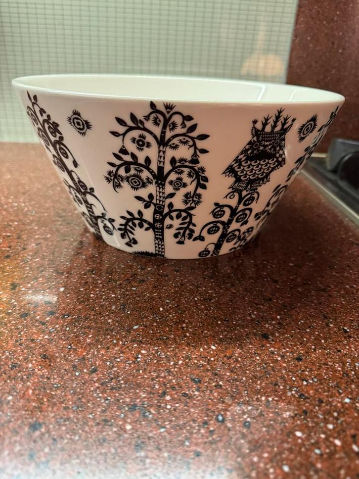 Iittala Taika Grote Schaal - Prachtig Design!, Huis en Inrichting, Keuken | Servies, Zo goed als nieuw, Schaal of Schalen, Overige stijlen