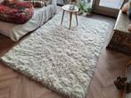 Hoogpolig tapijt Kwantum, Huis en Inrichting, Ophalen, Hoogpolig, 100 tot 150 cm, Zo goed als nieuw
