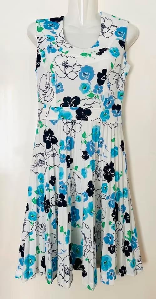 Crilonine jurk maat 34/36, Kleding | Dames, Jurken, Zo goed als nieuw, Maat 34 (XS) of kleiner, Wit, Onder de knie, Ophalen of Verzenden