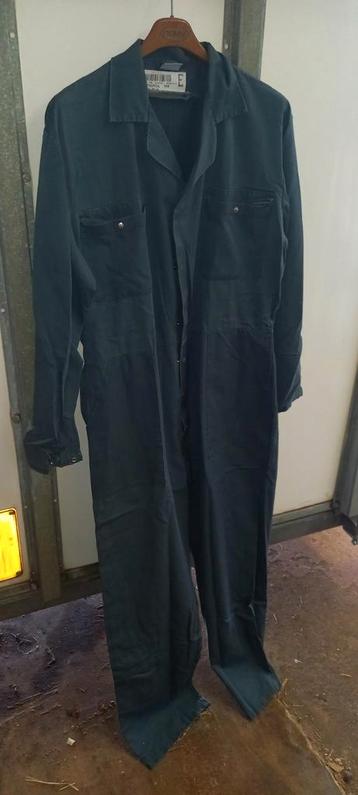 Overalls beschikbaar voor biedingen