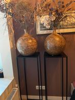 2 Pilaren met vaas en kunstbloemen - ZGAN, Huis en Inrichting, Woonaccessoires | Vazen, Overige materialen, Zwart, Ophalen of Verzenden