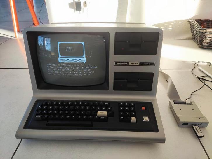 TRS-80 Model III Vintage Computer, Computers en Software, Vintage Computers, Ophalen