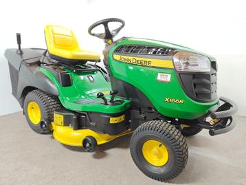John Deere X166R 107cm 2 cilinder B&S zitmaaier met opvang beschikbaar voor biedingen