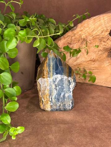 Lemurische Aquatine Calciet punt beschikbaar voor biedingen