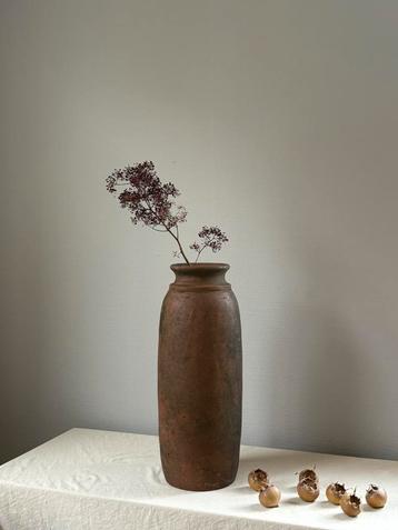 Vintage hoge ceramic bruine textuur vaas h44cm beschikbaar voor biedingen