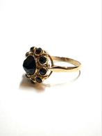 14k gouden ring met granaatsteen, 18 tot 19, ., Ophalen of Verzenden, Zo goed als nieuw