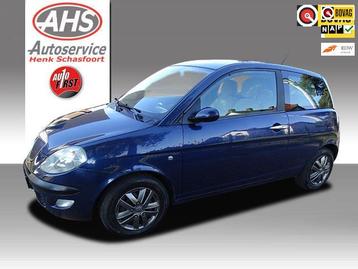 Lancia Ypsilon 1.2-16V Oro APK 13-11-2026! beschikbaar voor biedingen