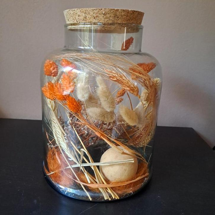 Glazen pot met droogbloemen decoratie, Huis en Inrichting, Woonaccessoires | Droogbloemen, Ophalen of Verzenden