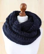 Lus-sjaal, navi/blauw met zilverkleurig draad accent (nieuw), Kleding | Dames, Mutsen, Sjaals en Handschoenen, Ophalen of Verzenden