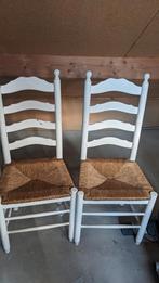 Gratis 3 stoelen en kast, Huis en Inrichting, Stoelen, Ophalen, Gebruikt, Wit