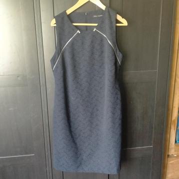 Steps Every Day Chic Donkerblauwe Jurk Maat 42 beschikbaar voor biedingen