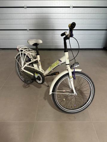 Kinderfiets wit beschikbaar voor biedingen