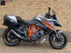 Bomvolle KTM 1290 Super Duke GT met KTM koffer set, 2 cilinders, Bedrijf, 1301 cc, Meer dan 35 kW