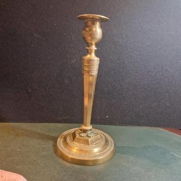 Bronzen kandelaar Empire  beschikbaar voor biedingen