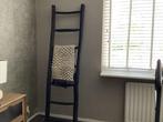 Decoratieve zwarte houten ladder, Ophalen, Zo goed als nieuw, Minder dan 2 meter