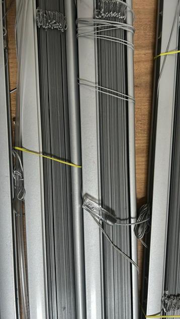 Luxaflex Jaloezieën beschikbaar voor biedingen