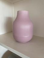 Roze Gradvis IKEA Vaas - Ribbel Design, Huis en Inrichting, Woonaccessoires | Vazen, Overige kleuren, Aardewerk of Porselein, Ophalen of Verzenden