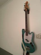 Fender Mustang Bass Japan 2012, Muziek en Instrumenten, Snaarinstrumenten | Gitaren | Bas, Ophalen, Zo goed als nieuw