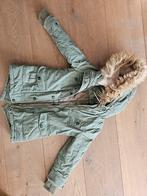Groene winterjas met bontkraag maat 116/122, Ophalen, Gebruikt, Onbekend, Meisje