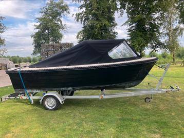 Anker 525 sloep motorboot en trailer beschikbaar voor biedingen