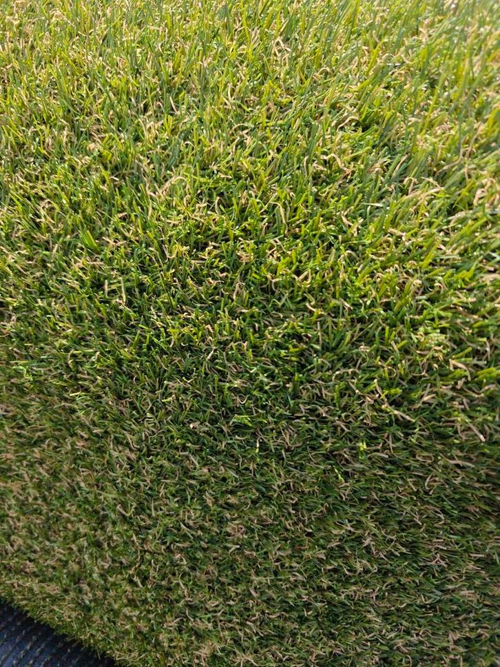 Nog 2 weken alle kunstgras moet weg we gaan verhuizen, Tuin en Terras, Gras en Kunstgras, Nieuw, 20 m² of meer, Ophalen