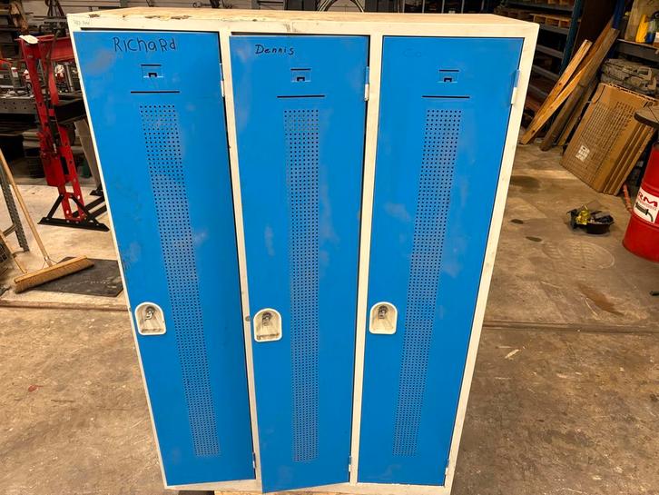 Metalen Locker Kast - 3 Deuren, Huis en Inrichting, Kasten | Lockerkasten, Gebruikt, Ophalen