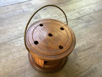 Stoof, plantentafeltje, plantentafel beschikbaar voor biedingen