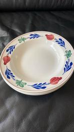 4 Boerenbont diepe borden Boch, Huis en Inrichting, Keuken | Servies, Ophalen of Verzenden, Zo goed als nieuw, Bord(en), Aardewerk