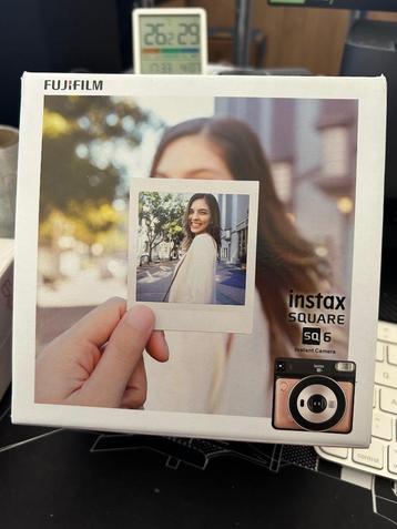 Fujifilm Instax Square SQ6 Instant Camera beschikbaar voor biedingen