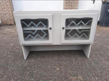 Antiek brocant opzetstuk van servies/buffet kast. beschikbaar voor biedingen