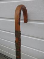 Houten wandelstok met schildjes rondhaak, Diversen, Ophalen of Verzenden, Gebruikt
