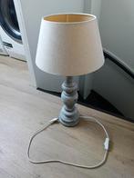Vintage tafellamp met stoffen kap, Huis en Inrichting, Lampen | Tafellampen, Hout, Gebruikt, 50 tot 75 cm, Vintage