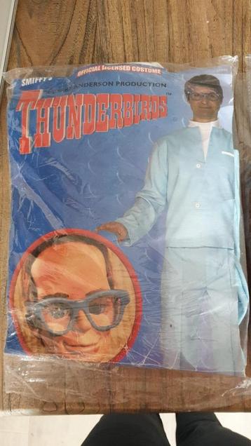 Thunderbirds Brains pak beschikbaar voor biedingen