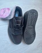 Travis scott velvet brown, Bruin, Ophalen of Verzenden, Sneakers of Gympen, Zo goed als nieuw
