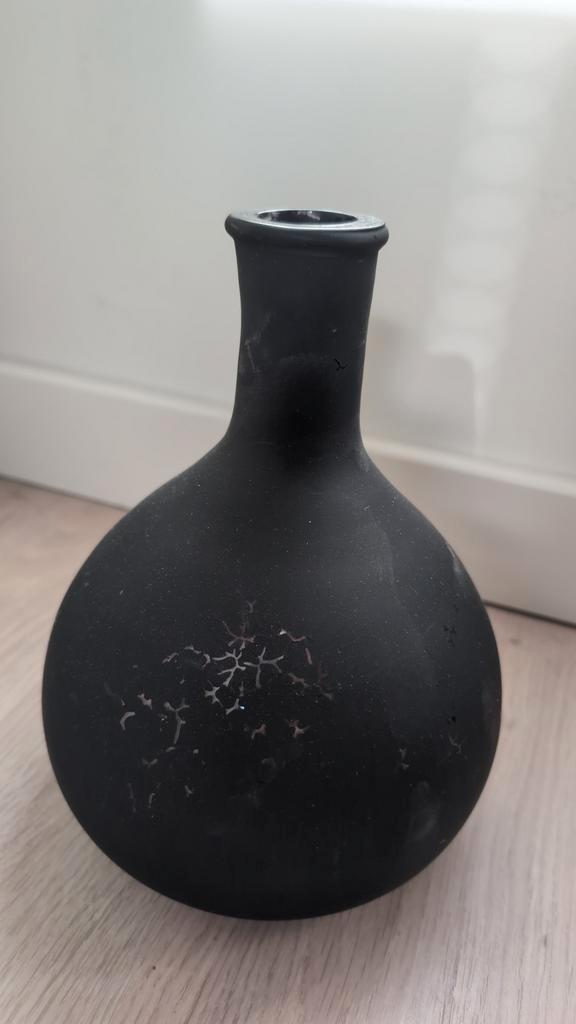 Zwarte Madam Stoltz vaas met craquelé, Huis en Inrichting, Woonaccessoires | Vazen, Gebruikt, Zwart, Minder dan 50 cm, Glas, Ophalen of Verzenden