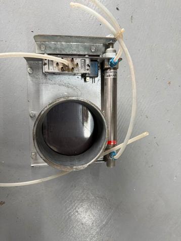 Afzuigklep Pneumatisch 120mm beschikbaar voor biedingen